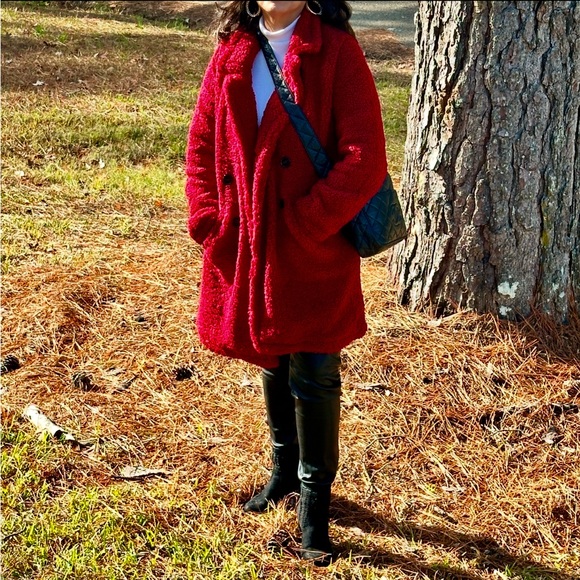 Teddy - Sherpa Overcoat - Picture 2 of 3